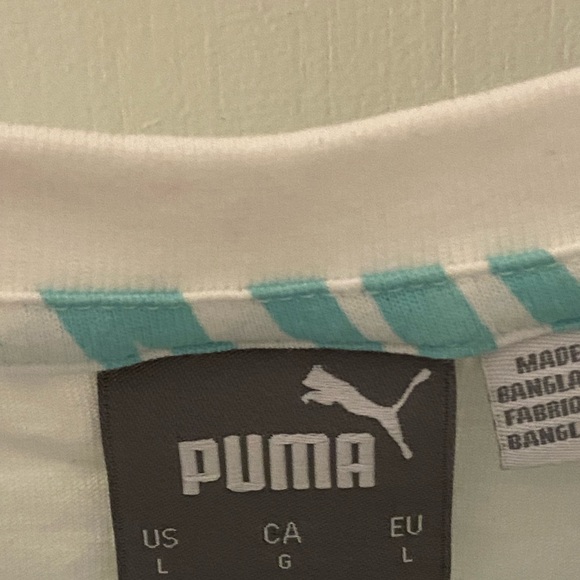 Puma Graphic Tee - Picture 4 of 4